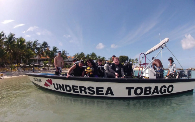 Coco Reef Resort and Spa