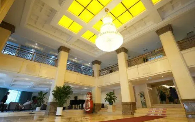 Tumenjiang Business Hotel