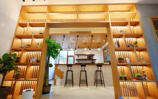 Xiaoshe Hostel