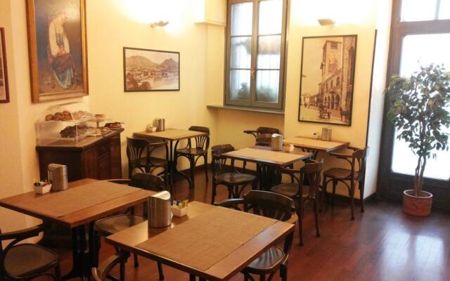 Il Loggiato dei Serviti