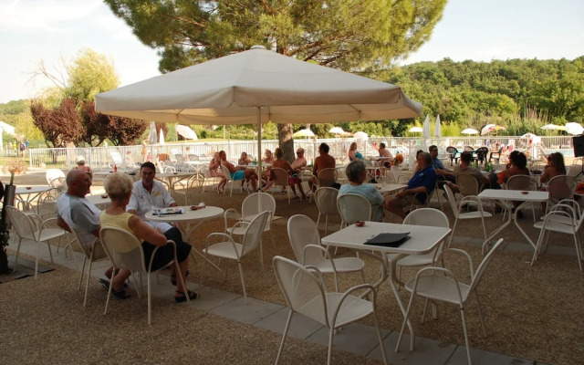 Hôtel Vacances Bleues Castel Luberon