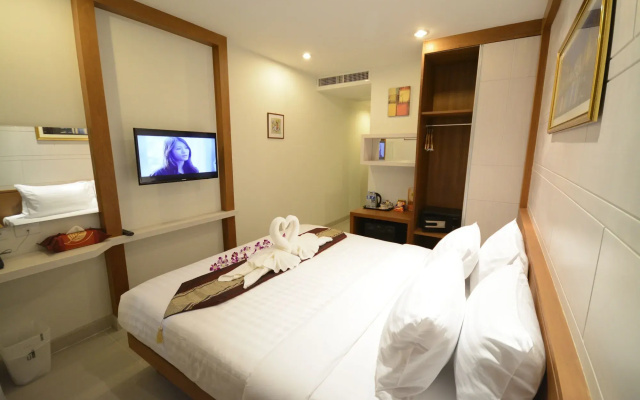 The Patong Center Hotel