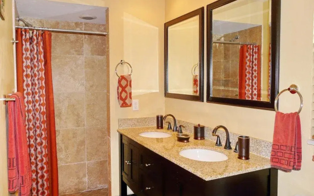 109 West Flamingo Circle