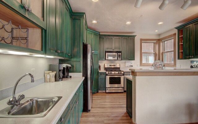 201 Mill Creek (72 River Run Road) 4 Bedroom Condo by RedAwning