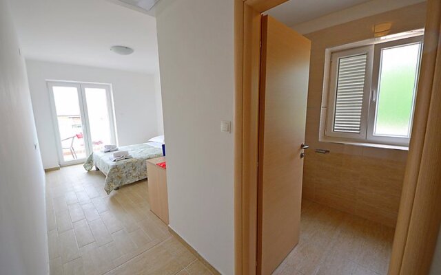 Apartment Tea Krk/Klimno 22657