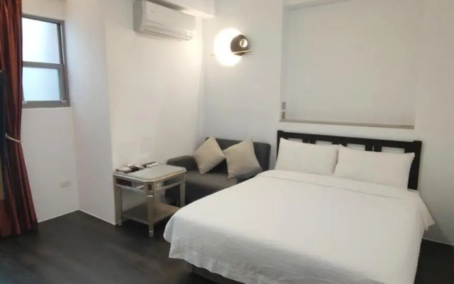 Little Time Guesthouse