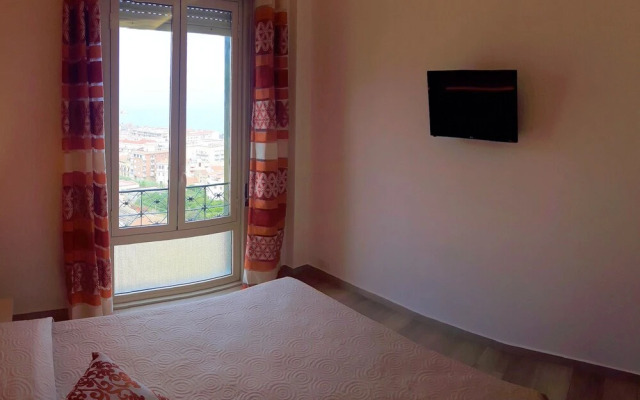 B&B Panorama