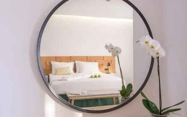 Glow Boutique Hotel & Suites