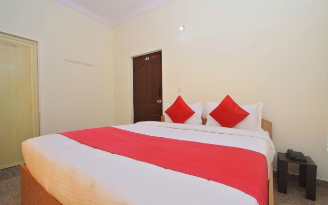 OYO 10242 Hotel Shelton Suites
