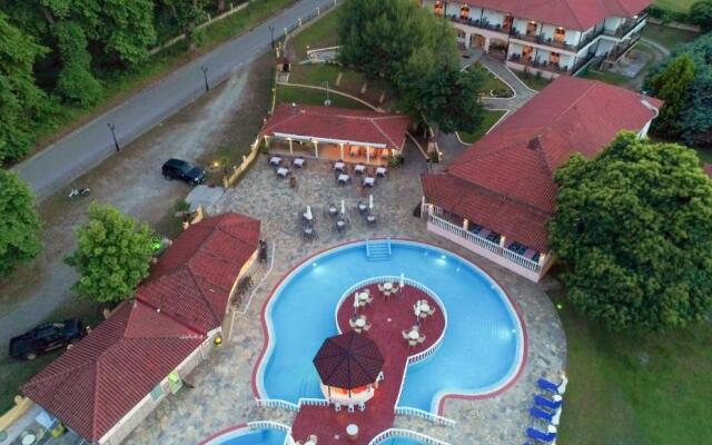 Sintrivanis Beach Resort