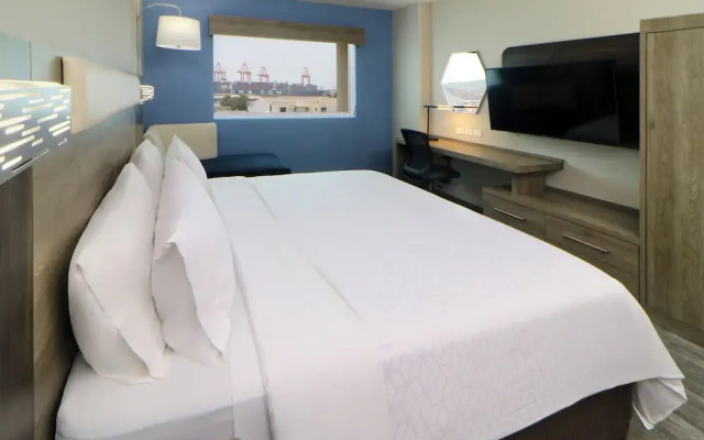 Holiday Inn Express Manzanillo