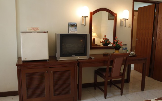 Surya Pesona Beach Hotel