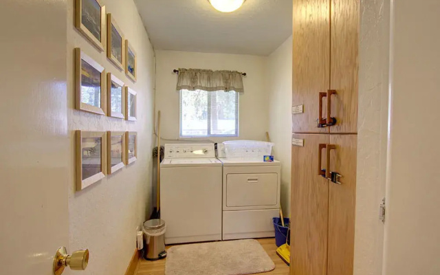 Affordable and Stylish South Lake Cabin by RedAwning