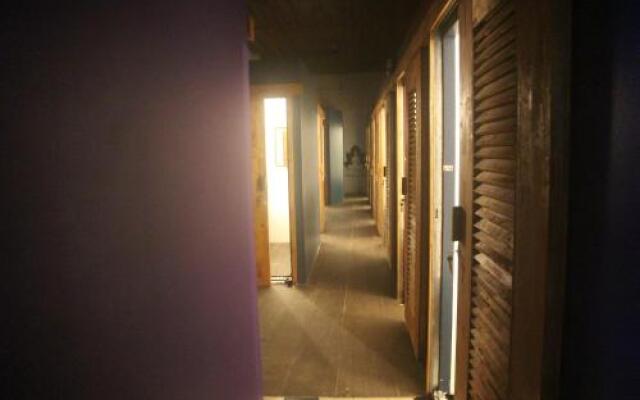 Pomme Hostel