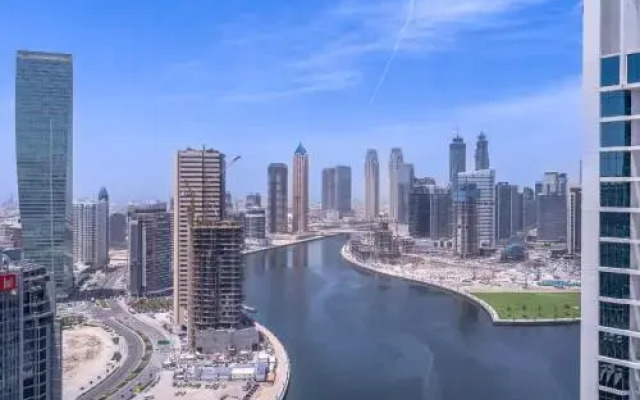 Spectacular Burj Khalifa View Service Apartment