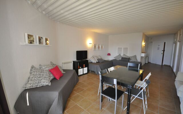 Edificio Zona Media Sierra Nevada