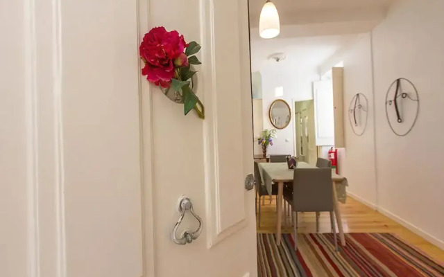 Alfama Typical by Homing