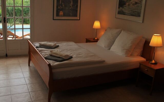 Alluring Holiday Home in Flayosc With Pool