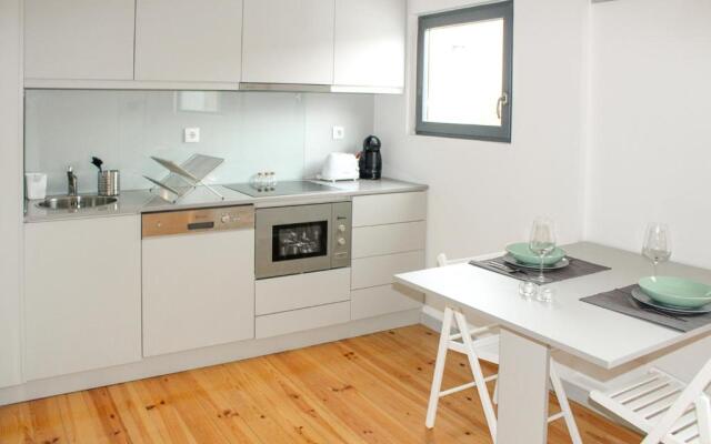 Bonjardim Flats - T1 + 1 com terraço