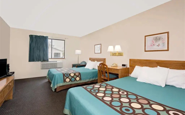 Super 8 Long Prairie