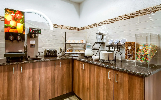 Econo Lodge Franklin