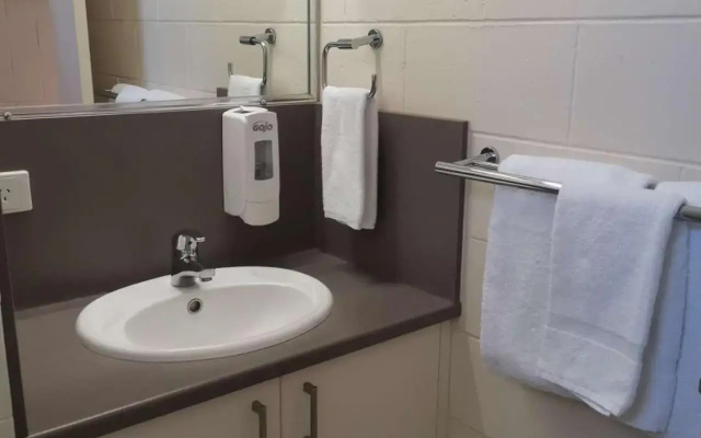 Nambour Lodge Motel