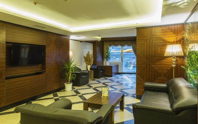 Atro Hotel