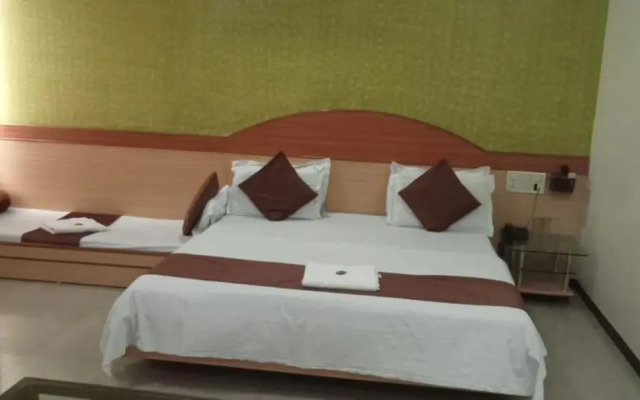 Hotel Sai Laxmi