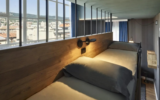 The Modernist Hotel