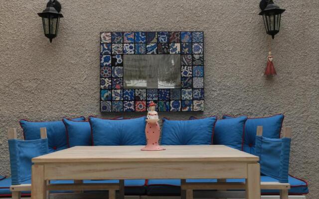 Peri Art Hotel