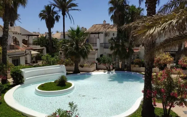 Perfect Apartment Just a few Steps From Beach