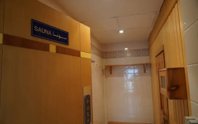 E5 Apartments