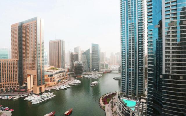 Golden Stay Vacation Homes continental tower marina