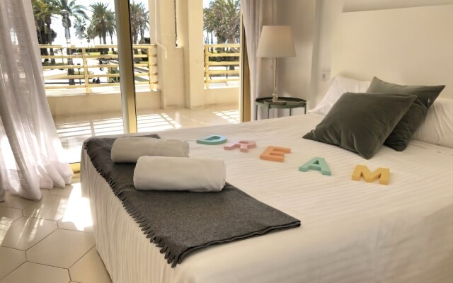 T&H Novelty 114 Family Apartment Salou