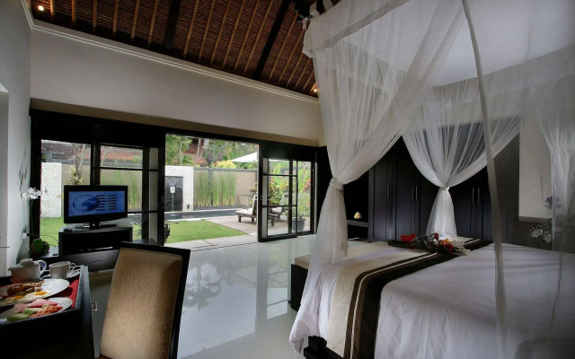 Bali Rich Seminyak Villas