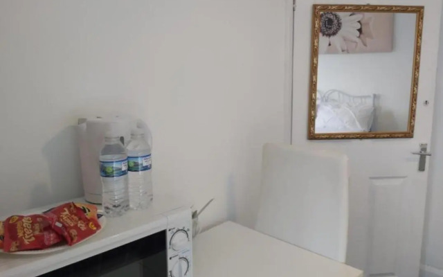 Fresher Space Home Stay