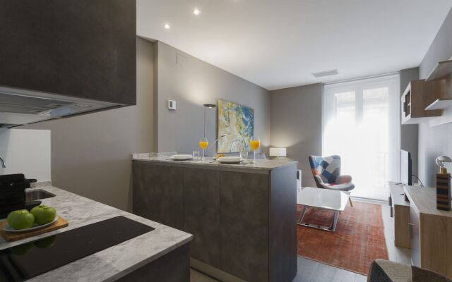 Dobo Rooms Palacio Apartments