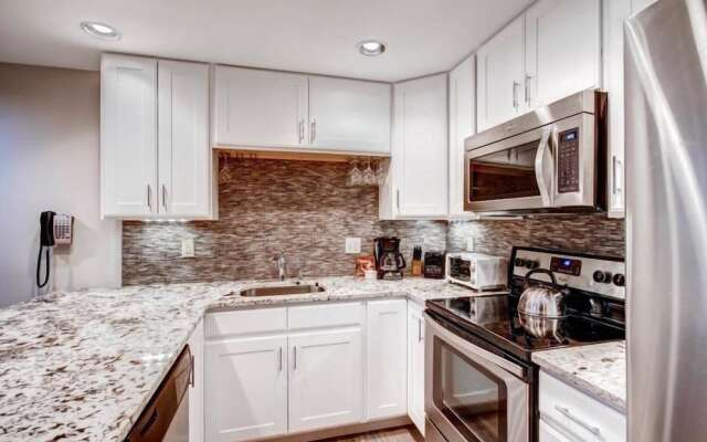 4 Bedroom Ski in, Ski out Mountain Vacation Rental Located Next to Historic Main Street in Downtown Breckenridge