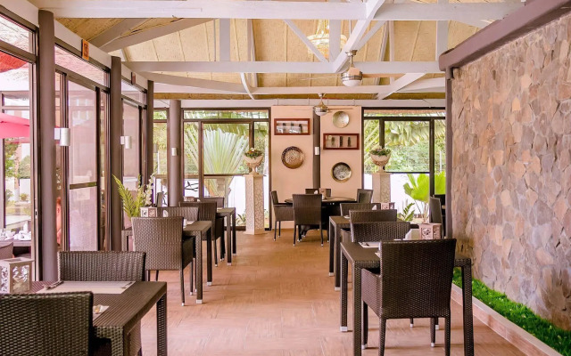 Alona Northland Resort