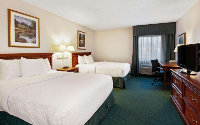La Quinta Inn Detroit Canton 1022