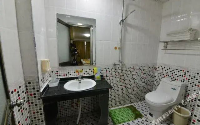 Yimengshan Business Hotel Pingyi