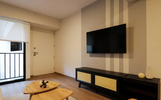 w Majestic 2BR w Balcony in Miraflores