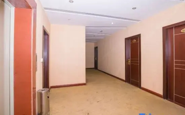 Yuheng Business Hotel (Baise Urban And Rural Road)