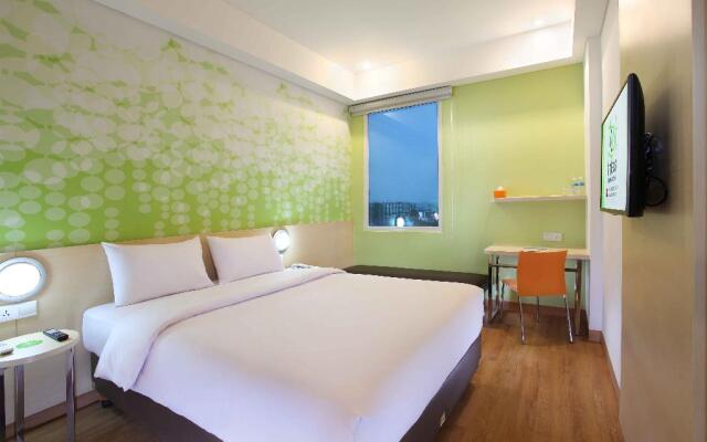 Zest Airport Jakarta by Swiss-Belhotel International