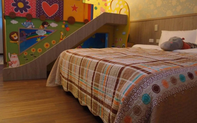 Happycastle Bed and Breakfast