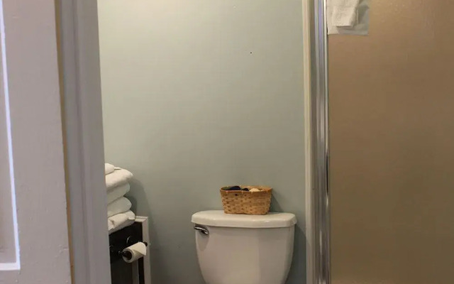 Victorian House Bed & Breakfast