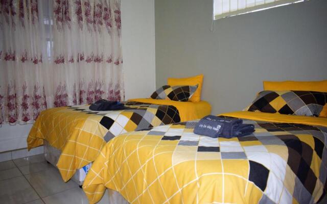 Grey Oak Holiday House