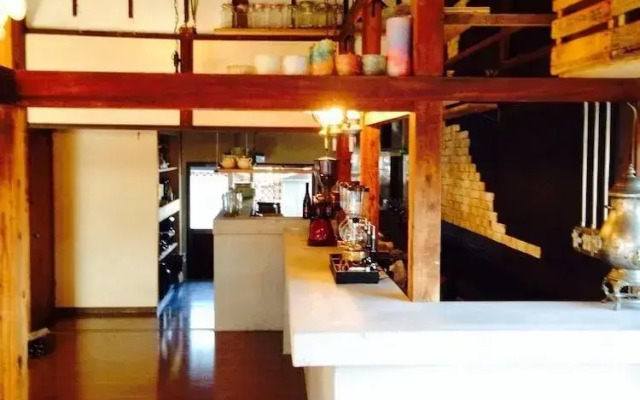 Cafe & Guest House SLAMs DUNKBURGER - Hostel