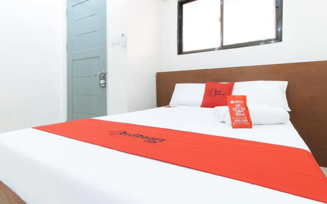 RedDoorz near Pasay Taft