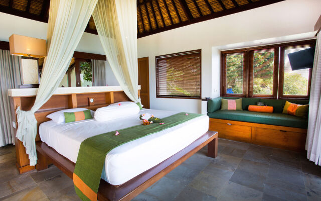 Batu Karang Lembongan Resort & Spa